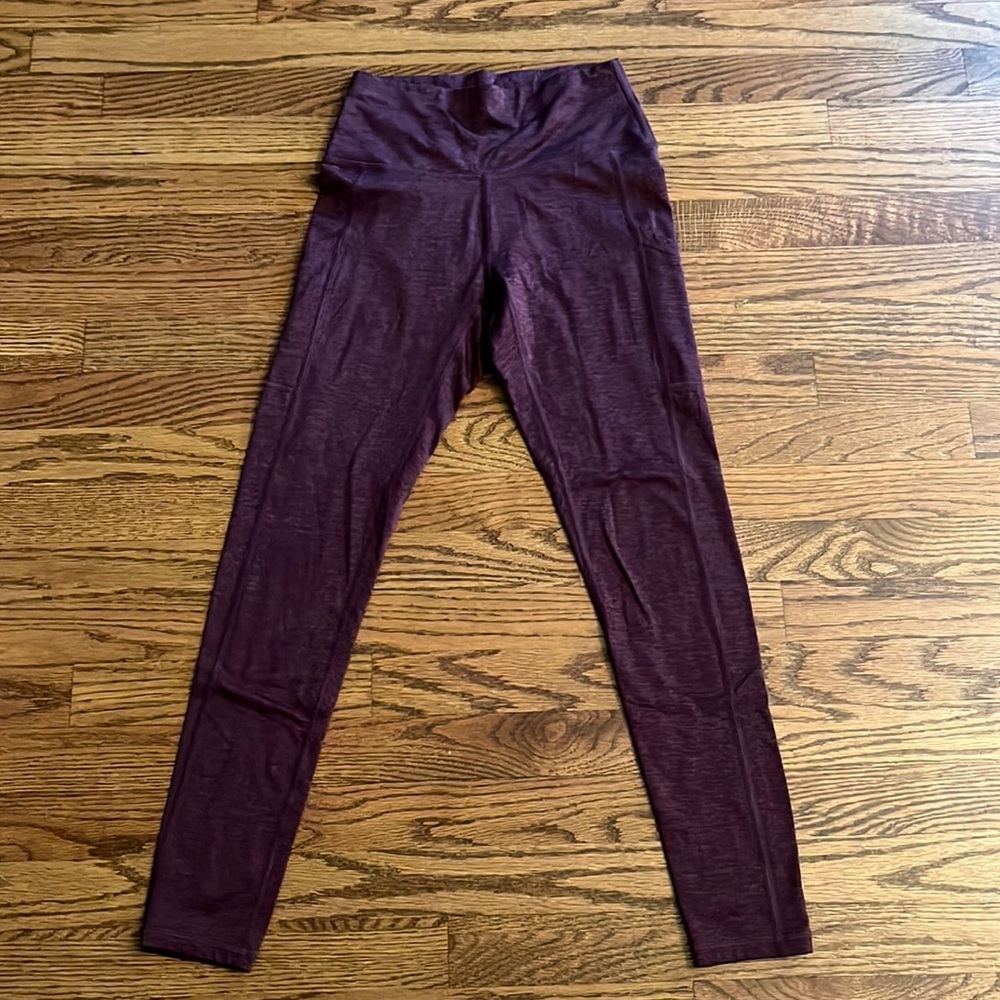 Aerie leggings coming in size small, colors mahogany, green, navy, and tan.